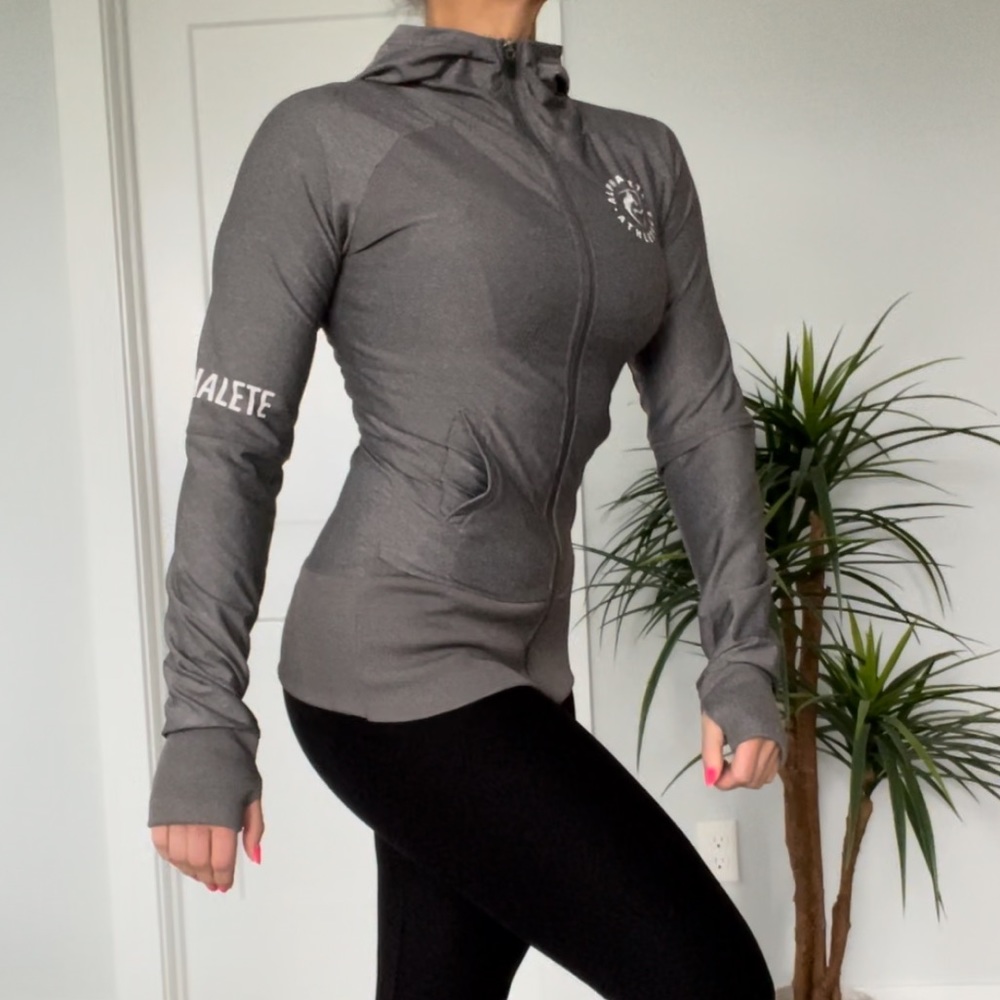 Alphalete Gray Women's Zip Up